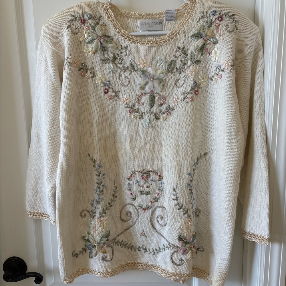 Vintage Casual Corner & Co Embroidered Cottagecore Floral Knit Sweater – Size M